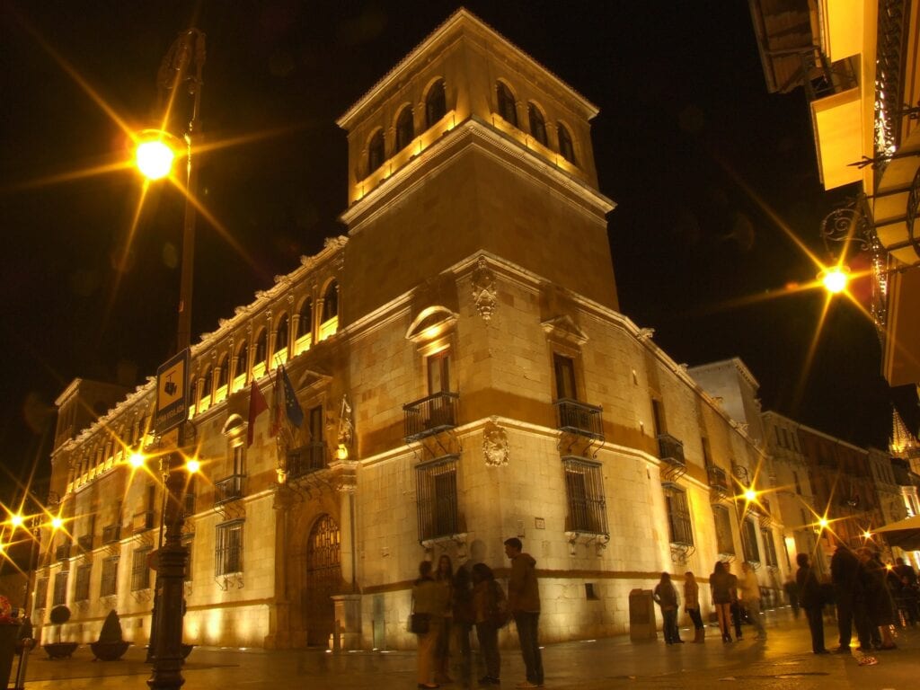 Leon-Spain-guzmanes-palace
