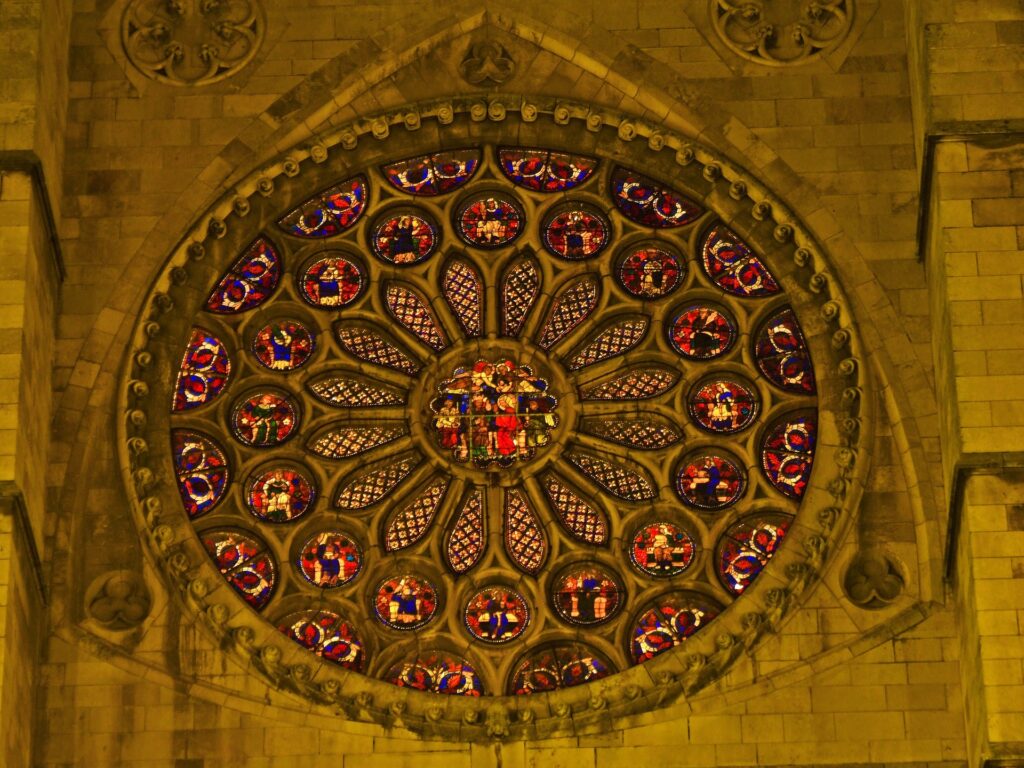 Leon-Spain-Cathedral-rosette-window