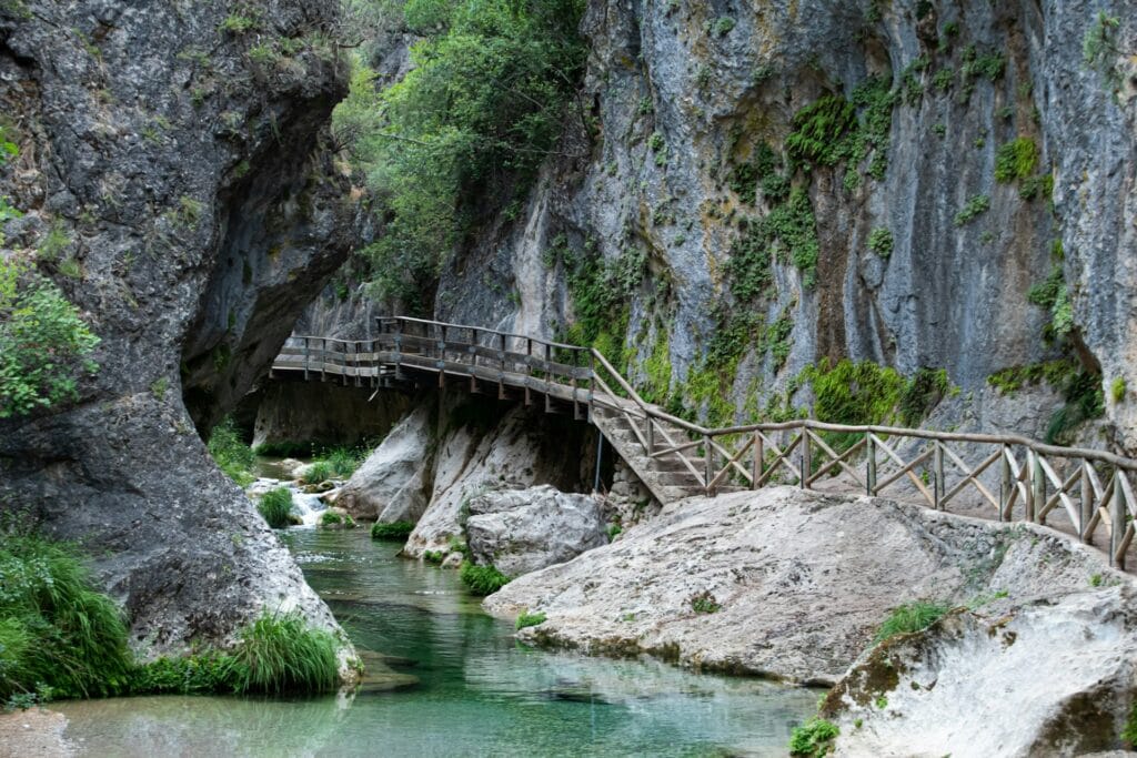 ubeda-baeza-spain-cazorla-natural-park-hiking-cueva-de-agua