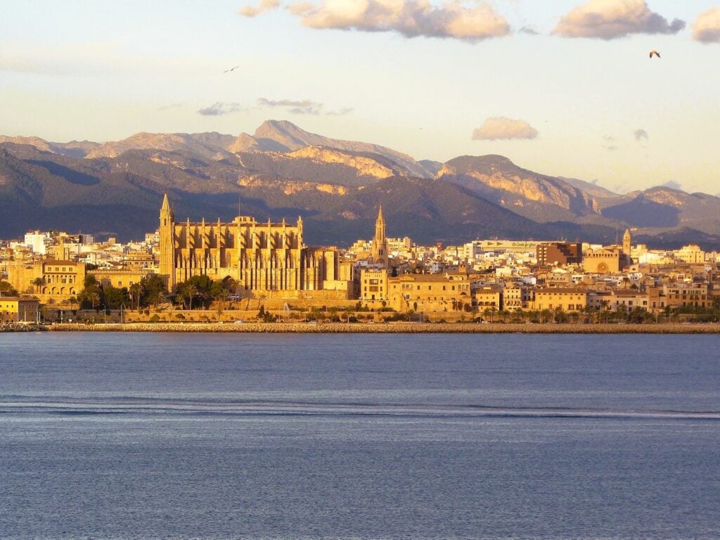 Palma-Mallorca-Spain-panoramic-view-from-sea