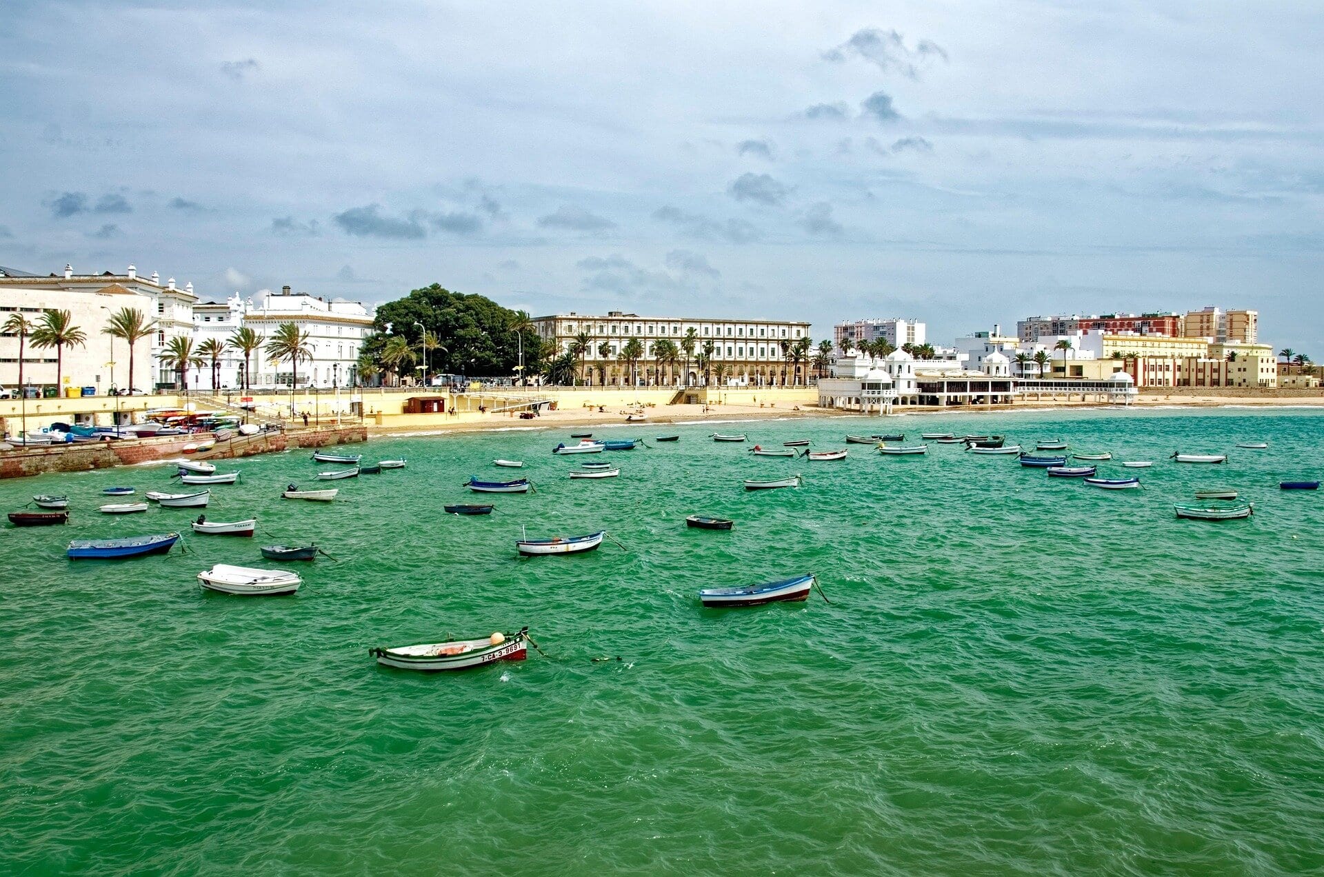 Cadiz-Spain-Playa-de-La-Caleta-boats