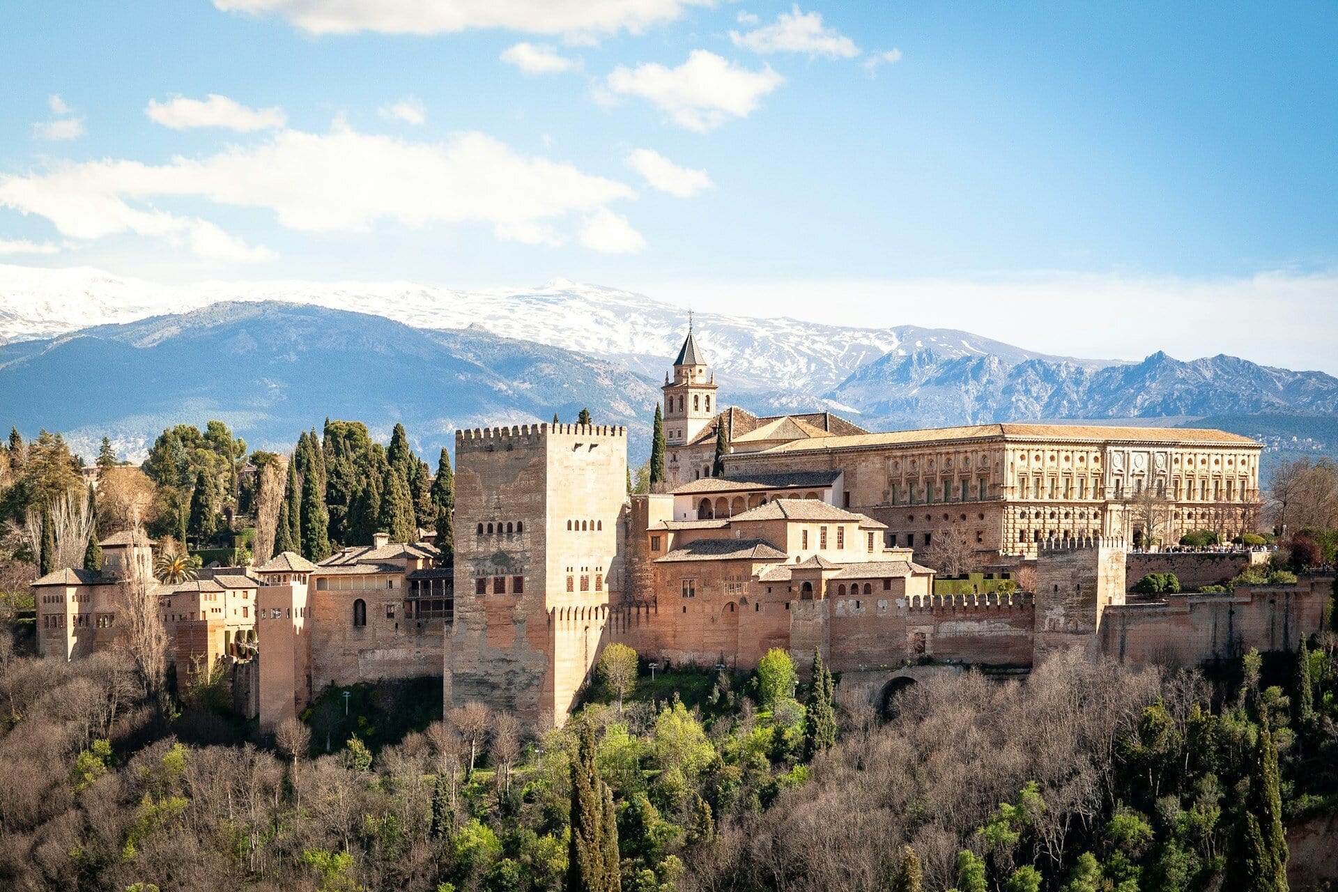 Granada-Spain-Alhambra-SIERRA-NEVADA-LIGHT