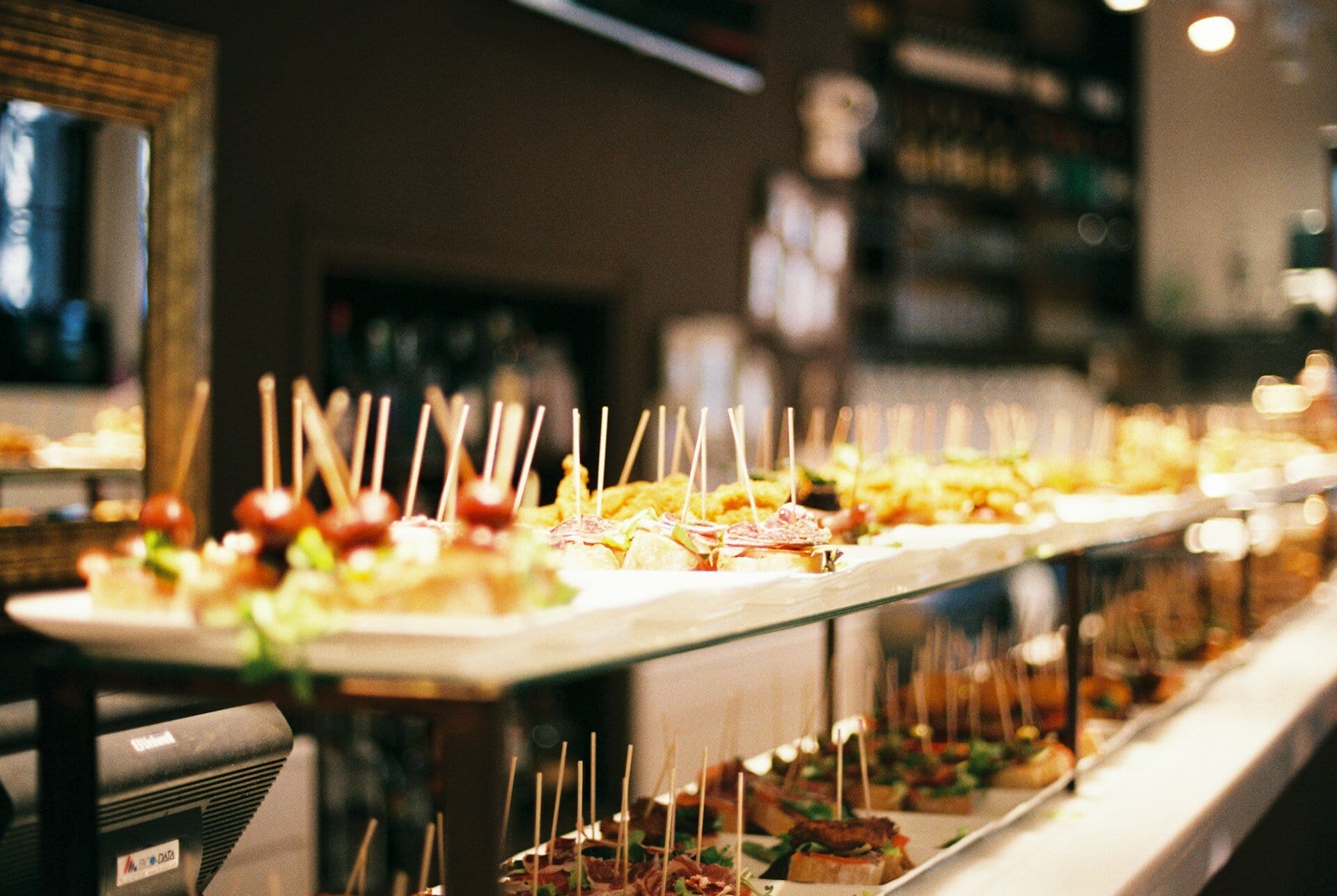 Spanish-Food-Pintxos-stand