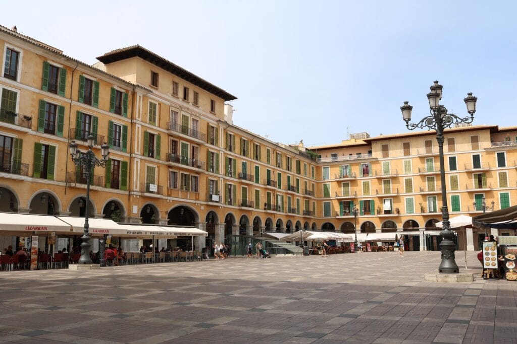 Palma-Mallorca-Spain-plaza-mayor